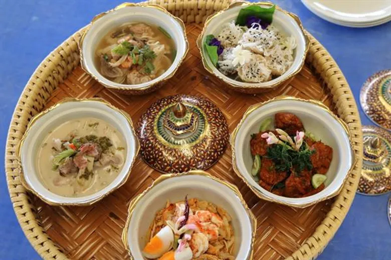 อำเภอปากเกร็ด มอบพัฒนาชุมชน และสถาบันอาหาร ยกระดับเมนูอาหาร OTOP รสไทยแท้ โปรโมทการท่องเที่ยว