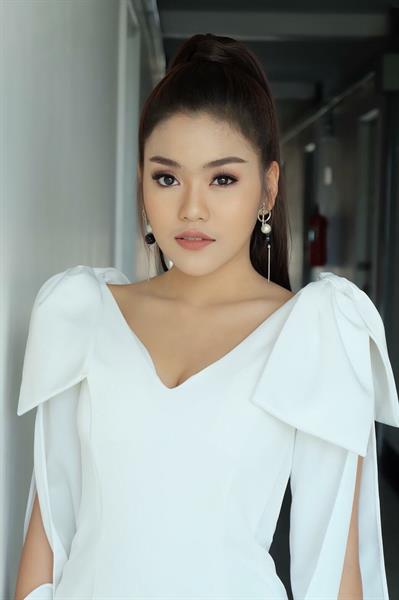 ระทึก! เบิ้ล ปทุมราช – ธัญญ่า อาร์สยาม ติดน้ำป่าไหลหลากกลางรีสอร์ทนครนายก