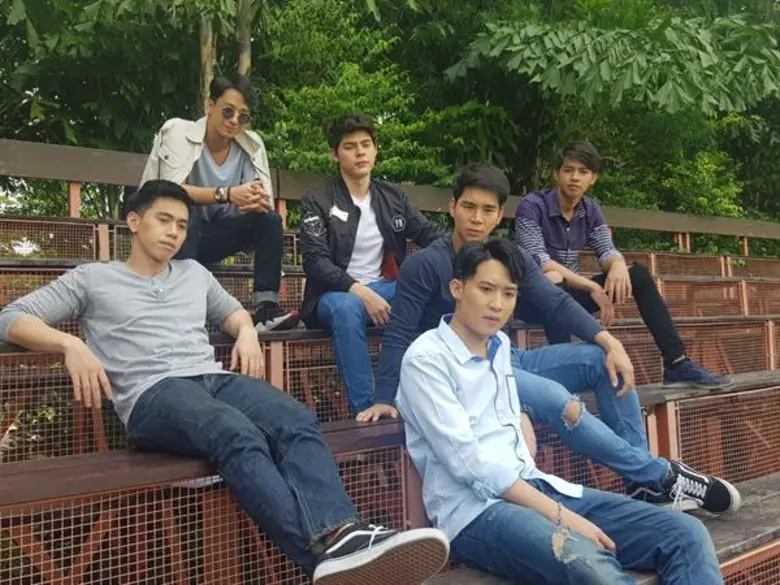 เรียนให้เป็น เล่นให้มันส์ กับ 4 หนุ่ม แก๊...