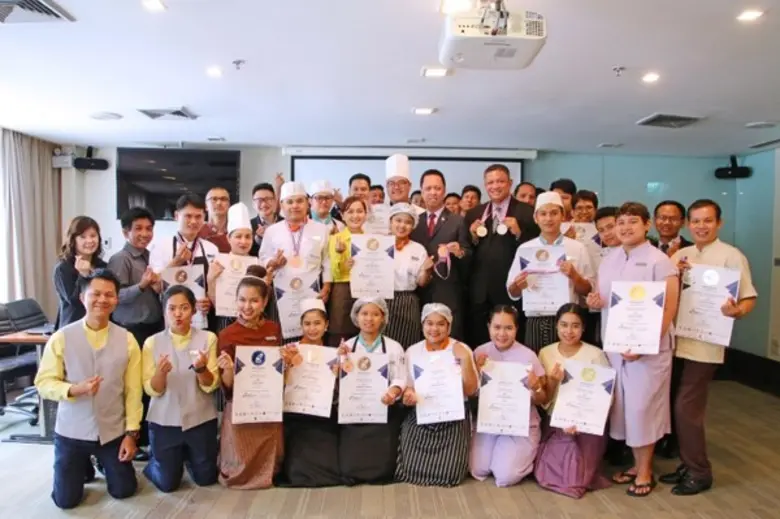 โรงแรมดุสิตธานี พัทยาร่วมแข่งขันใน "มหกรรมการแข่งขั...