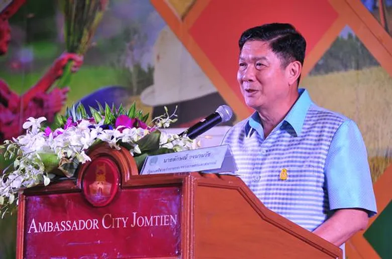 กระทรวงเกษตรฯ มุ่งพัฒนางานด้านข้าว จัดสัมมนา “การพัฒนาศักยภาพศูนย์ข้าวชุมชนโดยระบบส่งเสริมการเกษตรแบบแปลงใหญ่ (นาแปลงใหญ่)” หวังให้เป็นองค์กรชาวนาที่มีความเข้มแข็ง มั่นคง และเป็นศูนย์กลางในการพัฒนาข้าวและชาวนาในแต่ละท้องถิ่น