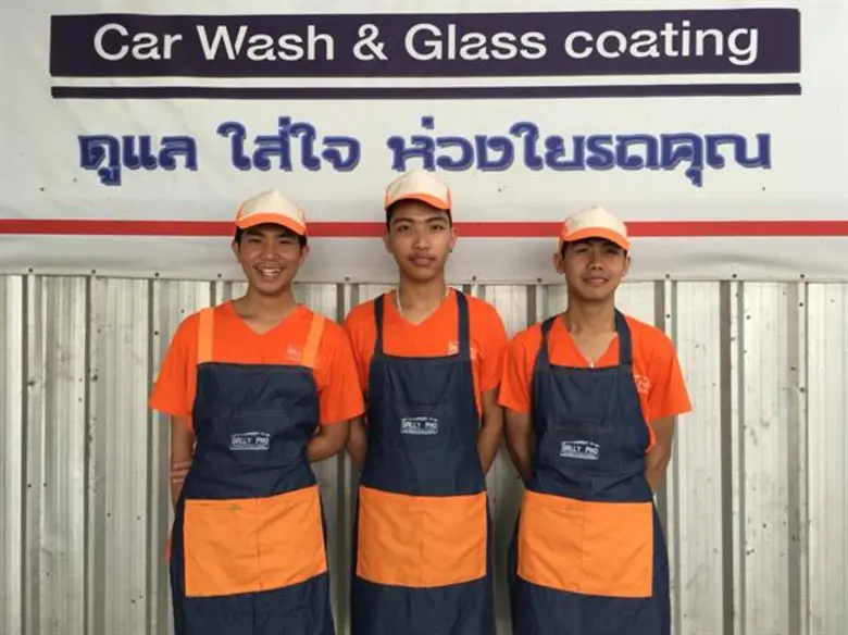 "ธุรกิจคาร์แคร์" (Car Care) นับว่าเป็นธุรกิจที่เริ่...