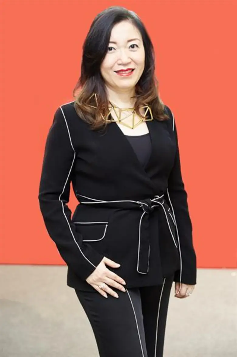 วรลักษณ์ ตุลาภรณ์ CHIEF MARKETING OFFICER...