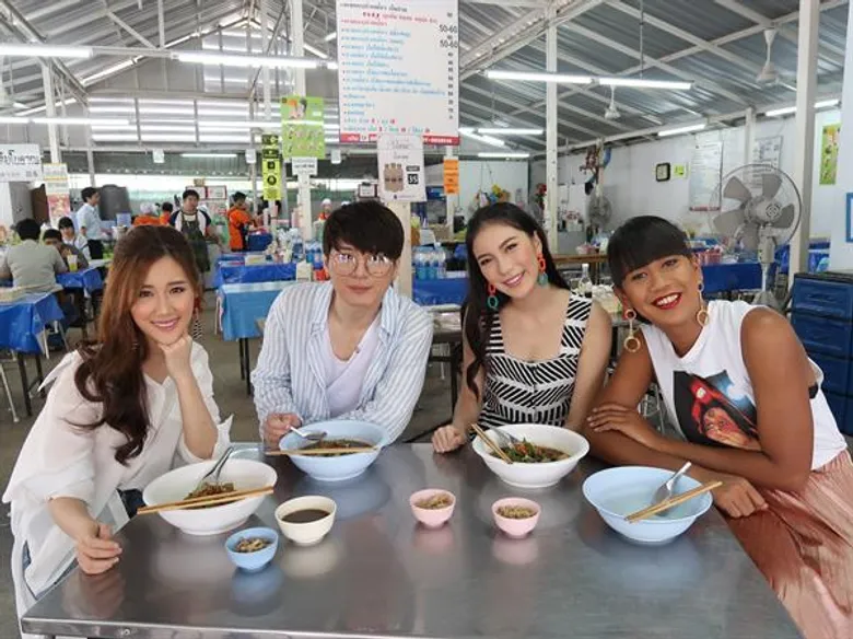 ทีวีไกด์: รายการ “#TEAMGIRL” “เจนนี่-มุก-เจน” ควงพระเอกฮอต “คริส” จัด “5 ร้านอร่อย เด็ด ดี ที่รัชดา”