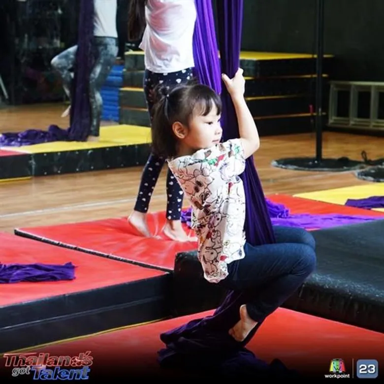 “เปลซีย์” เด็กน้อยมหัศจรรย์โชว์ปีนผ้าสูงหวาดเสียว จากรายการ Thailand’s Got Talent : New Season