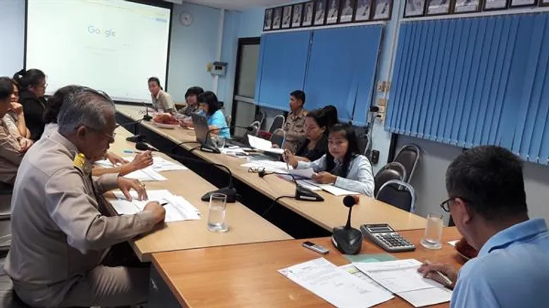 ประชุมติดตามความก้าวหน้าโครงการไทยนิยมยั่งยืนและภารกิจส.ป.ก.จังหวัดสุราษฎร์ธานี