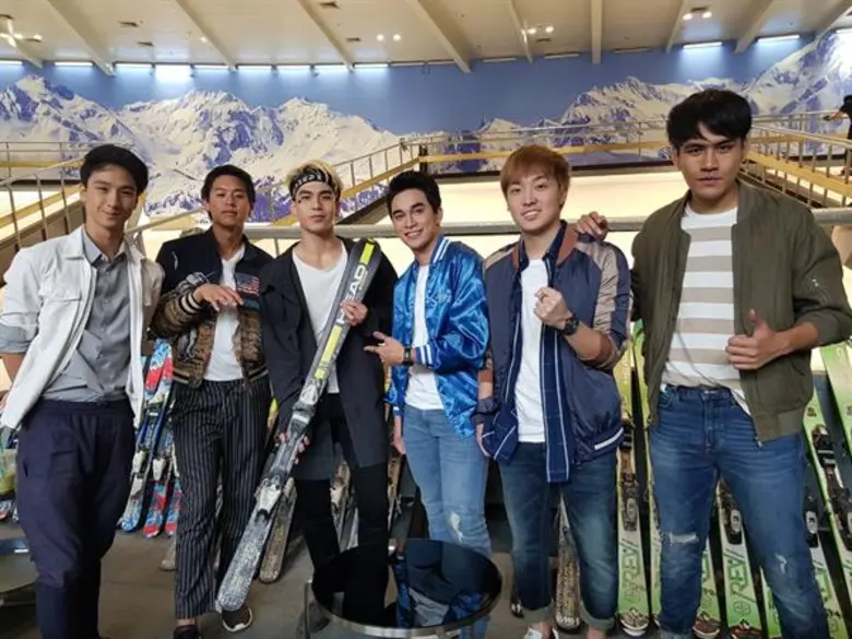 พักวางไมค์ แล้วมารับคำท้าแบบบอยๆ กับหนุ่ม...