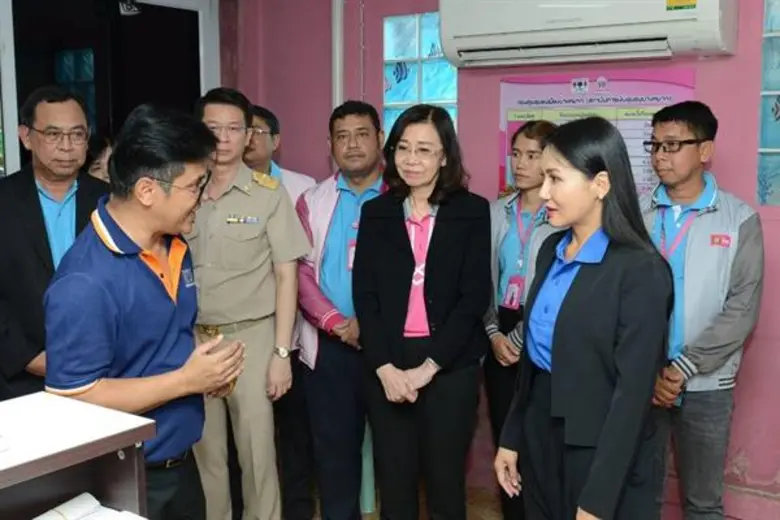 ภาพข่าว: ตรวจเยี่ยมการดำเนินงานด้านการแก้ไขปัญหาหนี้นอกระบบ