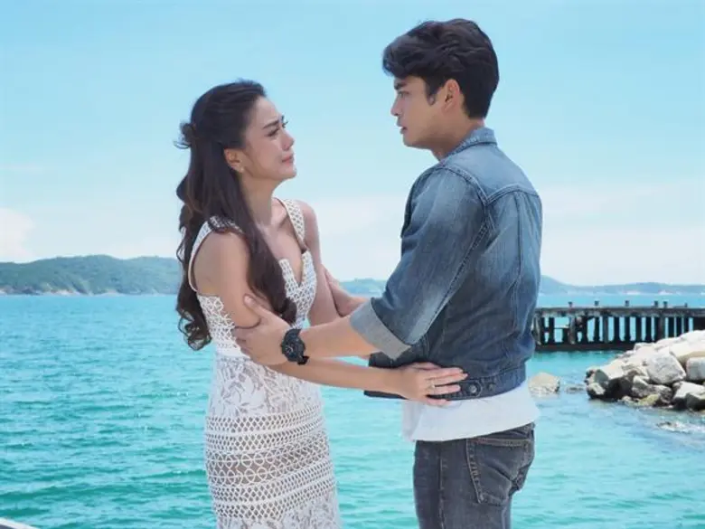 เรื่องราวดำเนินกันจนมาถึง ตอนจบของละครเรื...