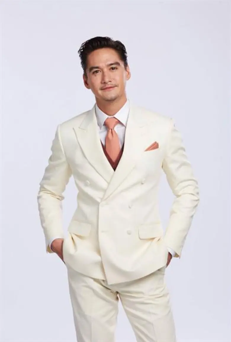 เห็นเซอร์ๆ งิ แต่เจอกี่ทีก็หล่อลากไส้ ทำเ...