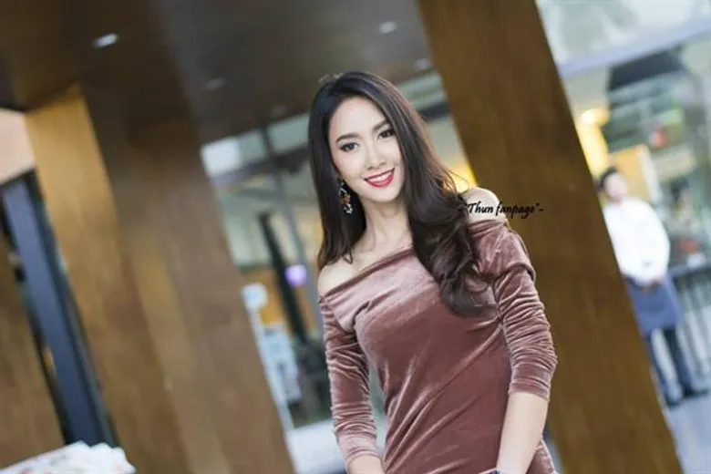 'ยุ้ย - ธัญญ์’ ควงคู่ร่วมทำกิจกรรมเพื่อสังคมให้บ้านเกิด