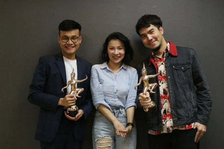 “เผือก - ต้นหอม - ลูกกอล์ฟ” เป็นปลื้ม!! “พุธทอล์ค พุธโทร” คว้า 2 รางวัลนาฏราช