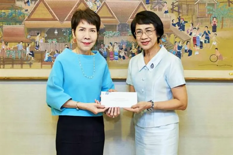 ผศ.ภญ.ดาชญา ทัดพินิจ เหรัญญิก มูลนิธิเพื่...