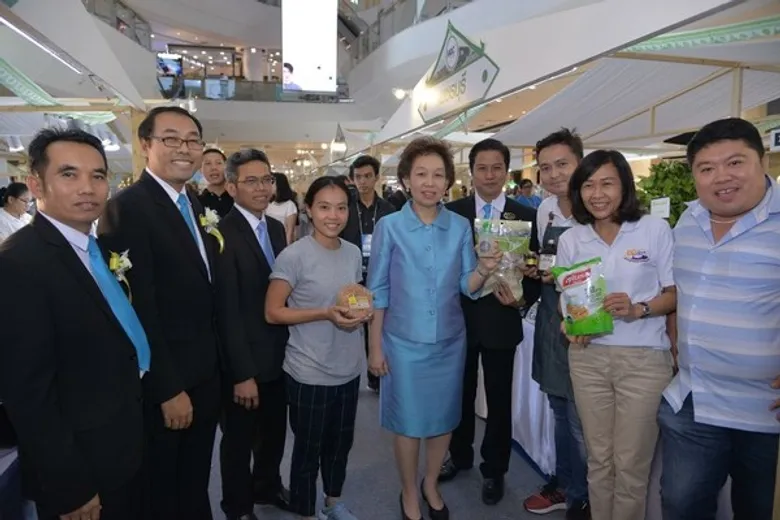 พาณิชย์...เปิดมหกรรมเชื่อมโยงการค้าของดีทั่วไทย'MOC Biz Club Expo 2018’ ระดับภูมิภาค ครั้งที่ 3 โชว์ศักยภาพธุรกิจภาคกลางและภาคตะวันออกอย่างยิ่งใหญ่ สร้างความเข้มแข็งเศรษฐกิจฐานรากอย่างยั่งยืน
