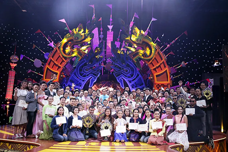 ช่องเวิร์คพอยท์ ร่วมกับ กระทรวงวัฒนธรรม มอบรางวัล “สุดยอดหมอลำ” จากรายการ ไมค์ทองคำหมอลำฝังเพชร!