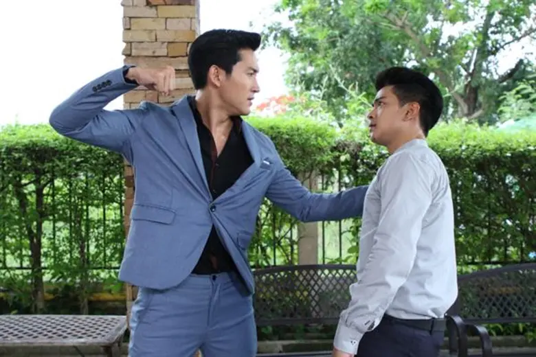 “ไนกี้”  สุดทน  ชก “บอล” หน้าแหกเหตุทำร้าย  “โบวี่”  ไม่เลิก