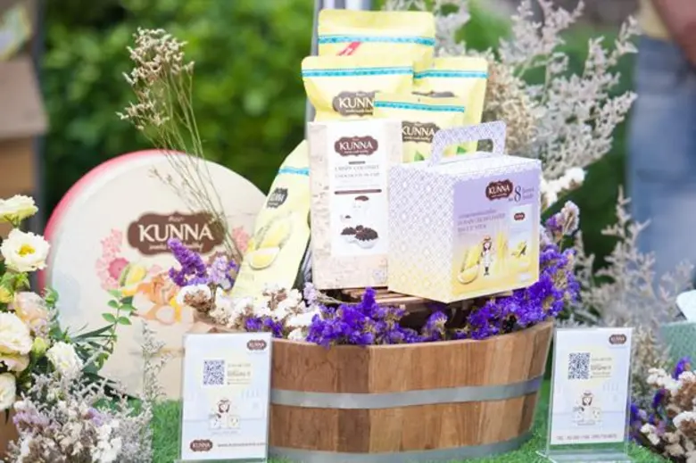 โครงการเอเชียทีค เดอะ ริเวอร์ฟร้อนท์ นำโดยนางสาวสุค...