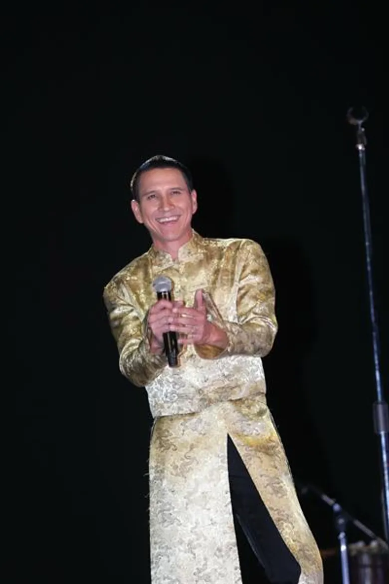 'The DEVI of DARKNESS’ ริคกับบุรุษอหังการของสุกี้ คอนเสิร์ตสุดวิจิตร ดำดิ่งเชื่อมใจถึงเสียง สู่รัตติกาล