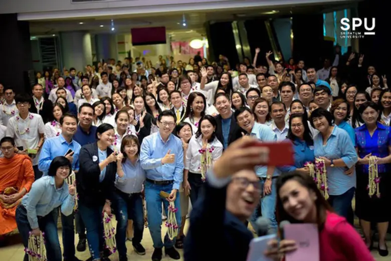 มหาวิทยาลัยศรีปทุม จัดพิธีปฐมนิเทศนักศึกษาใหม่ ระดั...