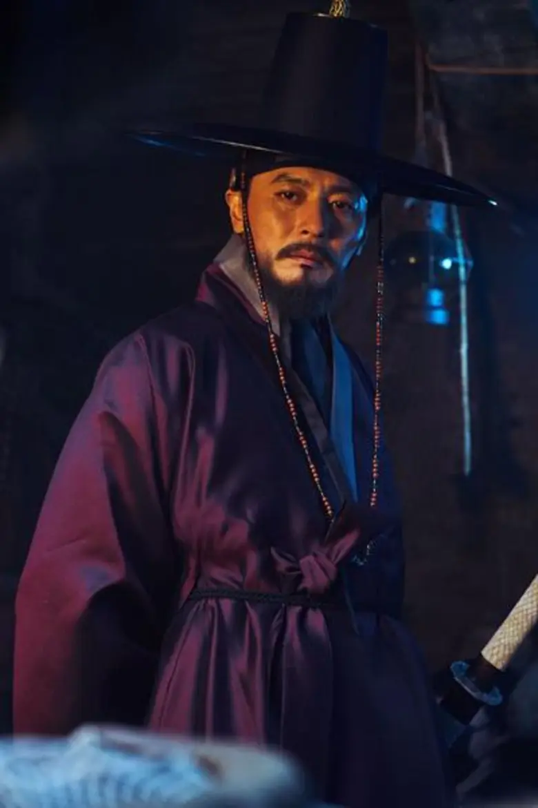 Movie Guide: สองใบปิดแรก “RAMPANT” พล็อตตะลึง กลียุคซอมบี้! บุกอาณาจักรโบราณ ปฏิวัติโปรเจคต์สยอง-พีเรียดฟอร์มยักษ์เกาหลี จ้องอาละวาดทั้งเอเชีย