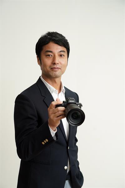 โซนี่ไทยเปิดโครงการอบรมเชิงปฏิบัติการด้านการถ่ายภาพ 3Krung x Sony Alpha University Camp 2018 จับมือ 14 มหาวิทยาลัยชั้นนำ พร้อมช่างภาพอาชีพแถวหน้าของเมืองไทย สร้างโอกาสคนรุ่นใหม่พัฒนาฝีมือถ่ายภาพ ผ่านกิจกรรมเรียนรู้สุดท้าทาย