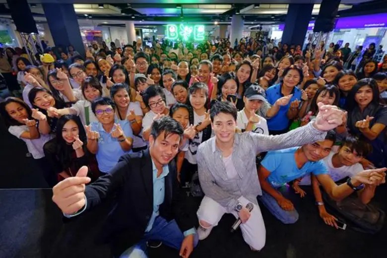 เกตเวย์ เอกมัย จัดกิจกรรม In Style Market เอาใจสายช้อป พร้อมมินิคอนเสิร์ตสุดมันส์ จาก "บี้ สุกฤษฎิ์"
