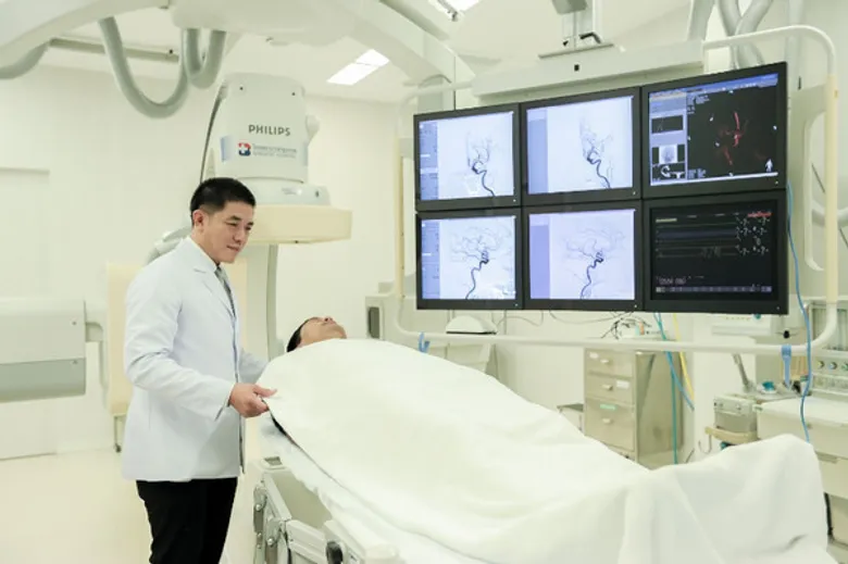 4.5 ชม. ชั่วโมงทอง ลดความเสี่ยงเลี่ยงอัมพาต เพิ่มโอกาสรอดในผู้ป่วยโรคหลอดเลือดสมอง (Stroke)