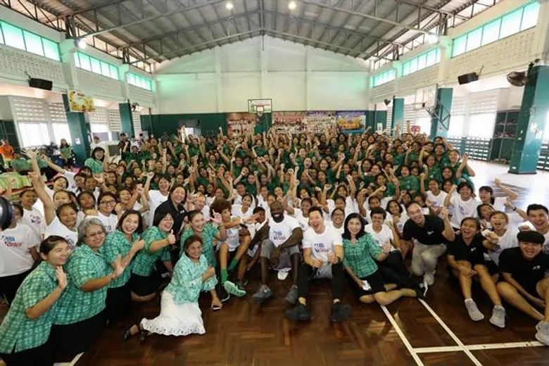 เจสัน ริชาร์ดสัน มอบรางวัลโรงเรียนดีเด่นแห่งปี เปิดคลินิก NBA Cares สาธิตลีลา อดีตแชมป์เอ็นบีเอสแลมดังก์ 2 สมัย โรงเรียนสตรีนนทบุรี รับรางวัลโรงเรียนดีเด่นแห่งปี โครงการอบรมหลักสูตรอบรมผู้ฝึกสอน Jr. NBA Coaches Academy