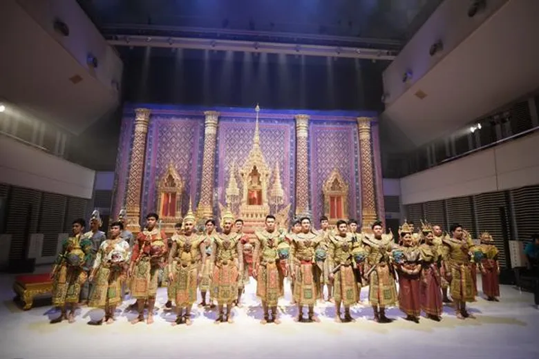 เชิญชมการแสดง "โขนมูลนิธิส่งเสริมศิลปาชีพ ในสมเด็จพระนางเจ้าสิริกิติ์ พระบรมราชินีนาถ" ประจำปี ๒๕๖๑ ตอน “พิเภกสวามิภักดิ์” ๓ พ.ย. – ๕ ธ.ค.นี้