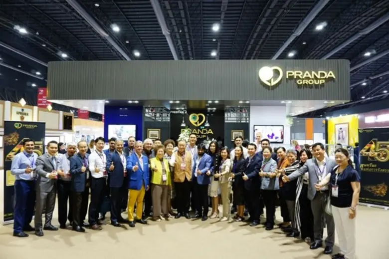 คุณปรีดา เตียสุวรรณ์ ประธานกรรมการกลุ่มบร...