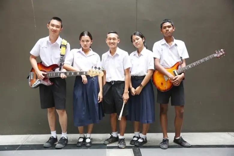 เผยโฉม 9 วงสุดท้าย เข้าชิงชนะเลิศ “Hotwave Music Awards 2018” ลุ้นผลพร้อมกันวันอาทิตย์นี้ ถ่ายทอดสดช่อง GMM25