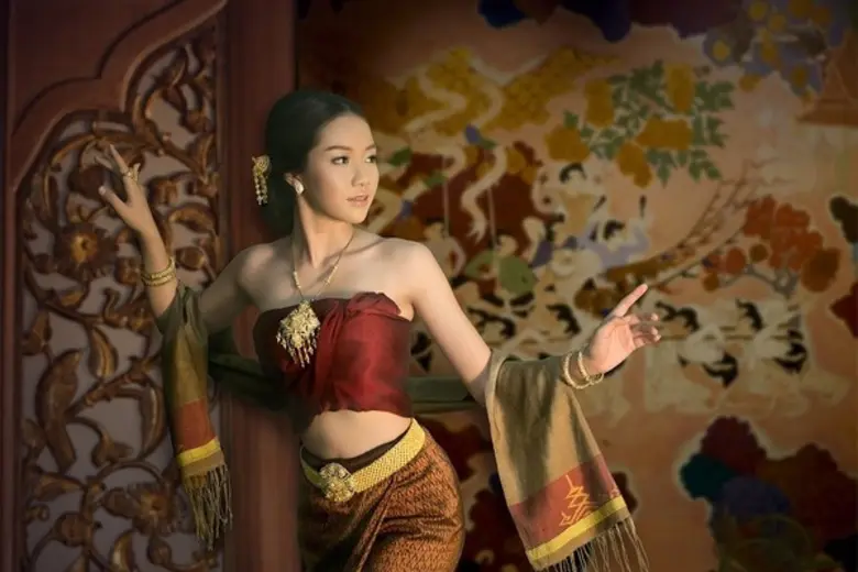 Timeless Elegance Fashion Presentation of Thai Period Costumes and Gold Ornaments At the Lobby Lounge, Dusit Thani Bangkok	