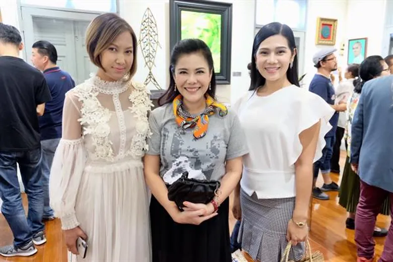 4 นักแสดงสาวผู้มีใจรักศิลปะร่วมงาน”ลูกศิษย์คิดถึงอาจารย์”