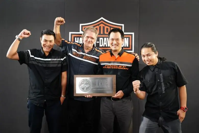 นายธนบดี กุลทล (มาร์ค) ผู้จัดการ ฮาร์ลีย์...