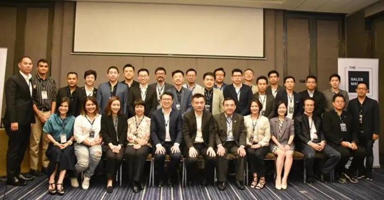 นายพิทักษ์ รัชกิจประการ ประธานเจ้าหน้าที่...