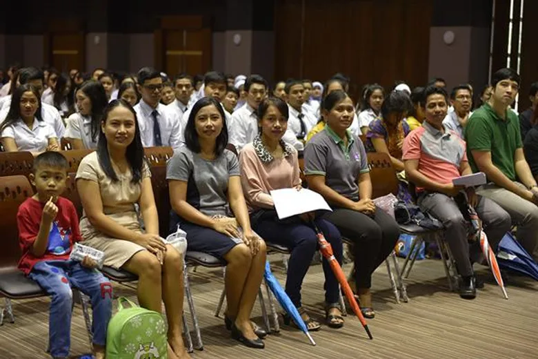 ม.สงขลานครินทร์ ตรัง ฝึกซ้อมย่อย เข้ารับพระราชทานปริญญาบัตร ประจำปีการศึกษา 2560