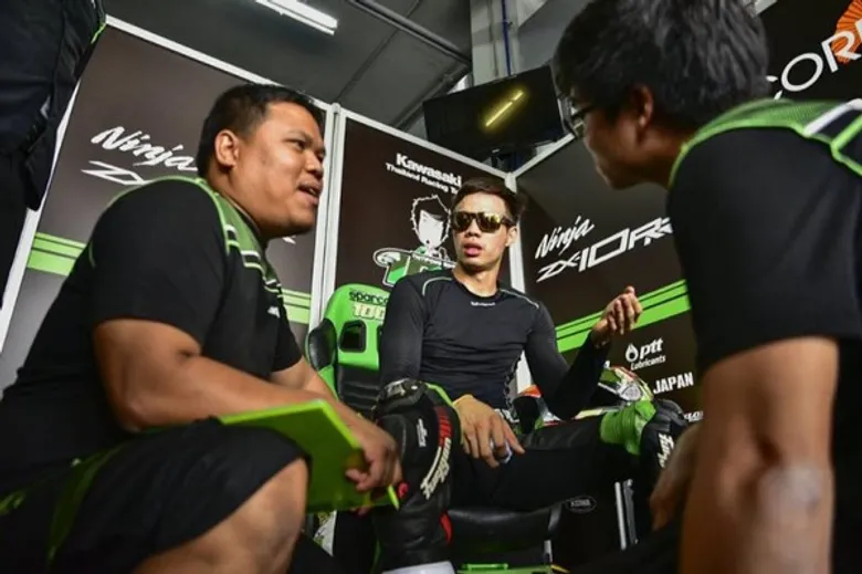 ฮือฮา!! Kawasaki Team Green ประเทศญี่ปุ่น ดึงตัว “ติ๊งโน๊ต” ดวลศึกออลเจแปนรุ่น JSB1000