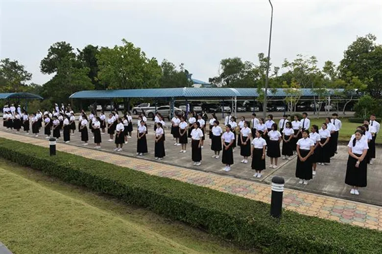 ม.สงขลานครินทร์ ตรัง จัดพิธีถวายถวายตัวเป็นลูกพระราชบิดา และวางพวงมาลา เนื่องใน “วันมหิดล” ประจำปี 2561