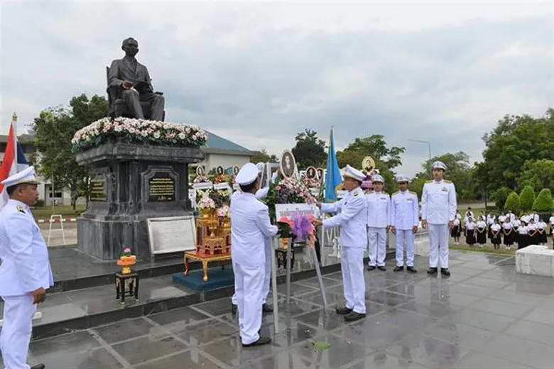 ม.สงขลานครินทร์ ตรัง จัดพิธีถวายถวายตัวเป็นลูกพระราชบิดา และวางพวงมาลา เนื่องใน “วันมหิดล” ประจำปี 2561