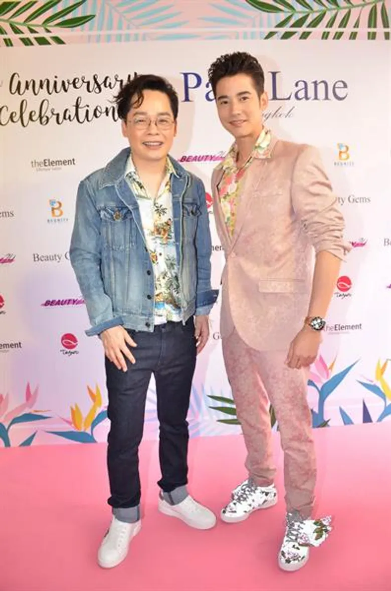 “มาริโอ้” เดินแฟชั่น….ท้าลมฝน “ฟลอริเดียน ซัมเมอร์ บีช” ในงาน “ฉลอง 8 ปี ศูนย์การค้า พาร์ค เลน เอกมัย”