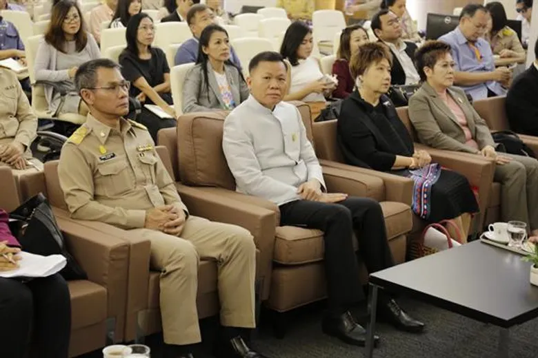 วธ.ร่วมมือกับเครือข่ายสื่อ เด็ก เยาวชน ประชาชน เปิดเวทีเสวนา “การผลิตสื่อปลอดภัยและสร้างสรรค์ฯ” แนะผู้ผลิตสื่อพัฒนาองค์ความรู้ เนื้อหาสาระที่มีประโยชน์เผยแพร่ออกสู่สังคม