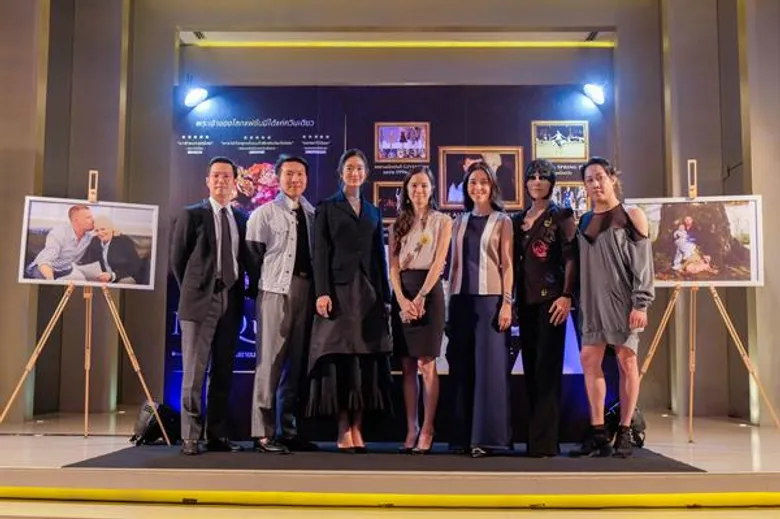 ออกแบบ ชุติมณฑน์ จัดเต็มลุคเท่ นำทีมคนแฟชั่น ดีไซเนอร์ ทั่วฟ้าเมืองไทย การันตีความปัง McQueen แม็คควีน หนังดีระดับ 10 เต็ม 10