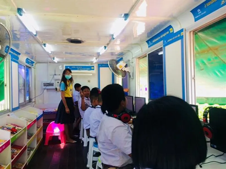 สำรวจ 5 ฟังก์ชันสุดเก๋ของสื่อการเรียนรู้ใหม่ “โมบายไลบรารี่” โฉมใหม่ พร้อมเข้าถึงทุกพื้นที่โรงเรียนห่างไกล