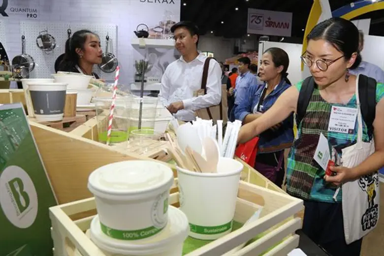 เที่ยวไทยโต คีธ แอนด์ คิม สบช่องรุกตลาดอุปกรณ์เครื่องใช้ในโรงแรม-ร้านอาหาร พร้อมเปิดตัวกลุ่มสินค้าใหม่ภาชนะใสอาหารและเครื่องดื่มยอยสลายได้ รับกระแสรักโลก