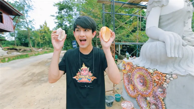 ทีวีไกด์: รายการ "ไทยทึ่ง" “เลโอ” พาทึ่ง ประติมากรรมทางพุทธศิลป์ วัดล้านหอย!!! ใน “ไทยทึ่ง” 30 ก.ย.นี้