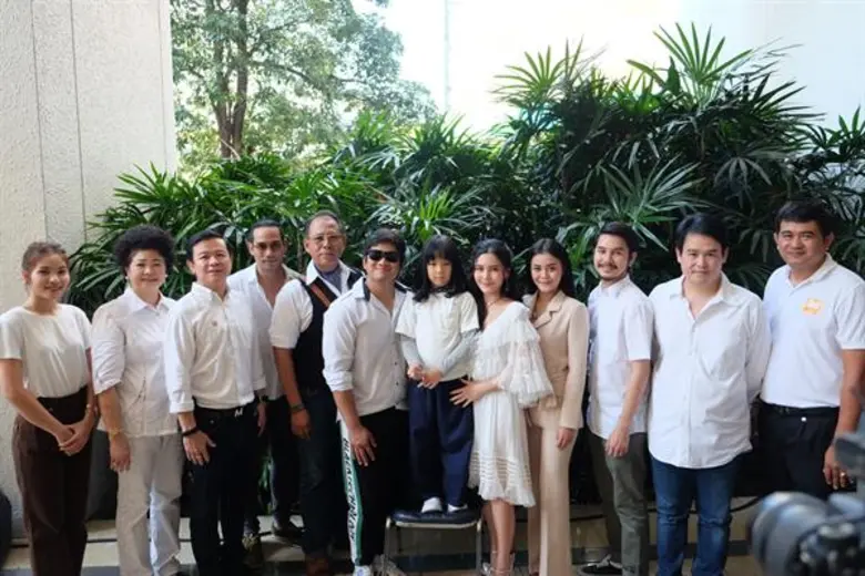 สำหรับภาพยนตร์เรื่อง "เดอะเลค" (The Lake)...