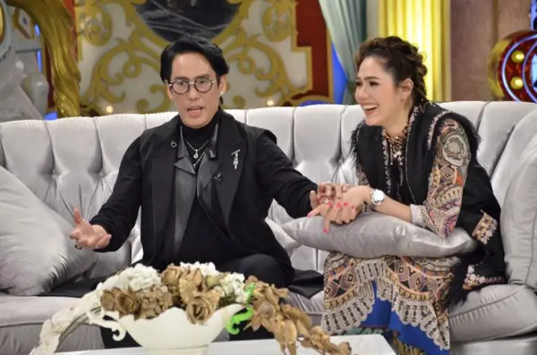 ทีวีไกด์: รายการ “3 แซบ” “เบิร์ด-ธงไชย” กระจายพลังบวก แนะเติมไฟวิถีซุป’ตาร์ ใน '3 แซบ’