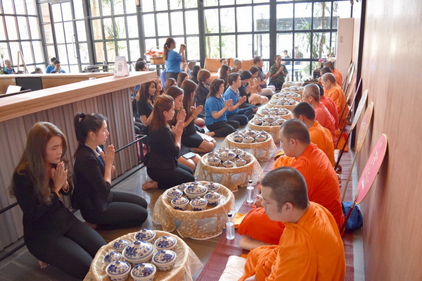 คุณภูมินทร์ ปิยะวานิชย์ ประธานกรรมการบริห...