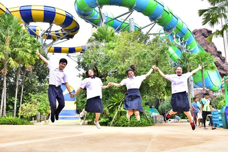สวนน้ำวานา นาวา วอเตอร์ จังเกิ้ล ต้อนรับปิดเทอม ชวนลูกค้าสนุกหรรษากับกิจกรรม “Back to School”