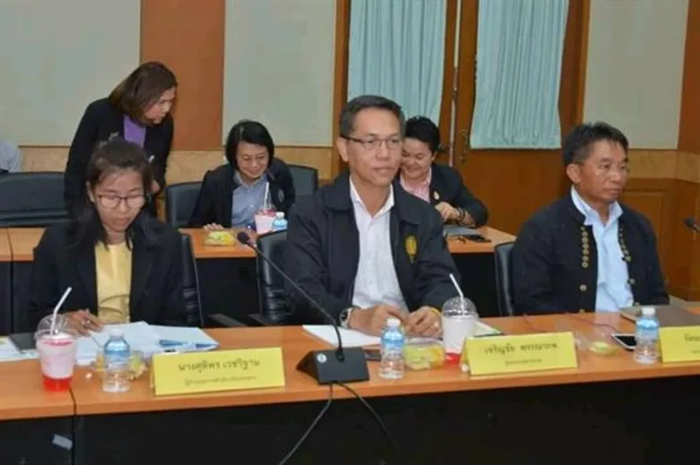 เลขาธิการ ส.ป.ก.ประชุมและรับฟังการนำเสนอภารกิจงาน ส.ป.ก.